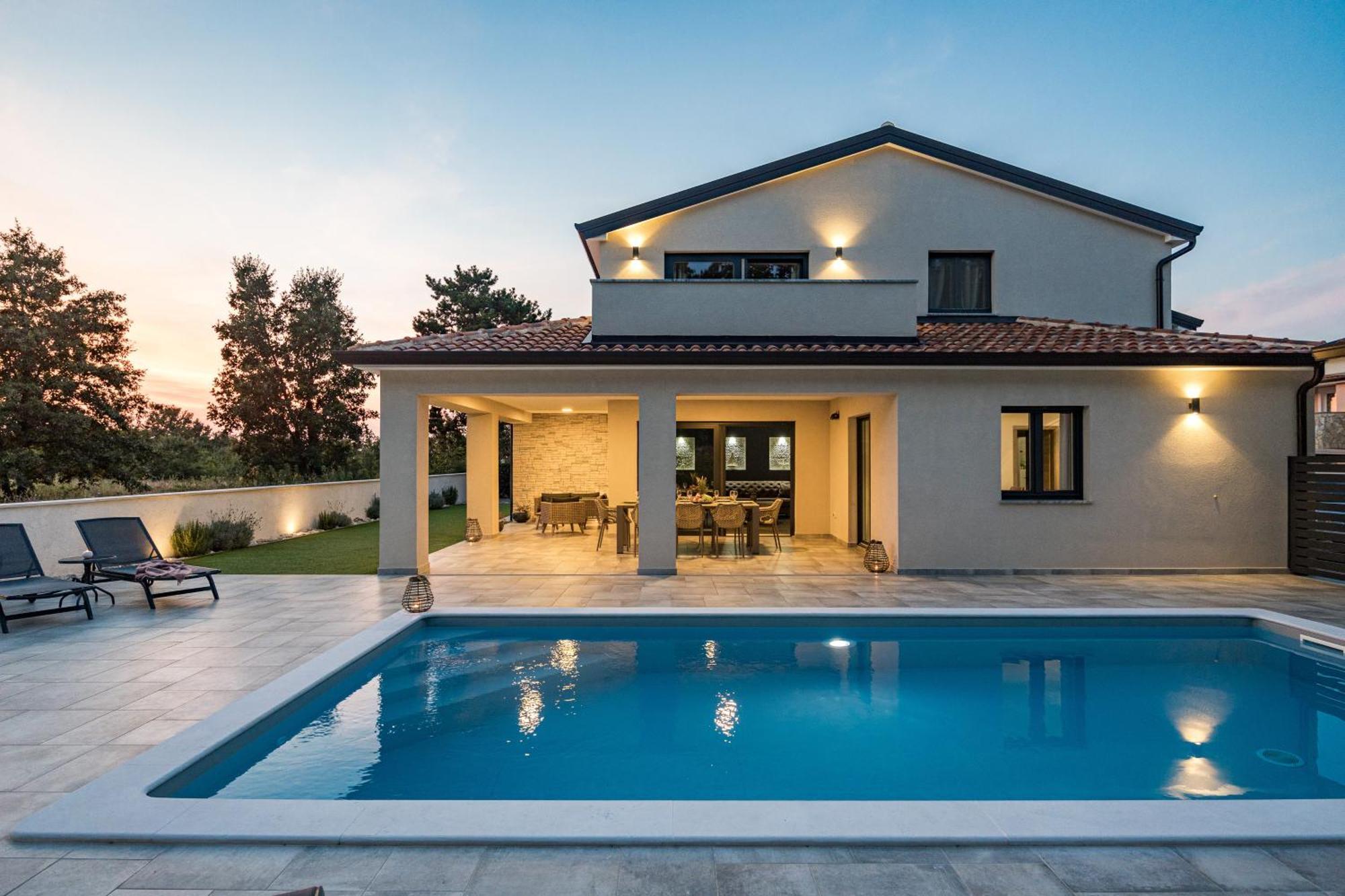 Special Offer! New Luxury Apartment With Pool, Fitness, Outdoor Bar&Grill Buje Exterior photo